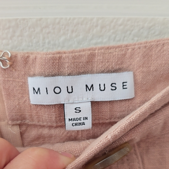 Pink Mini Skirt for Casual Occasions - Picture 2 of 7